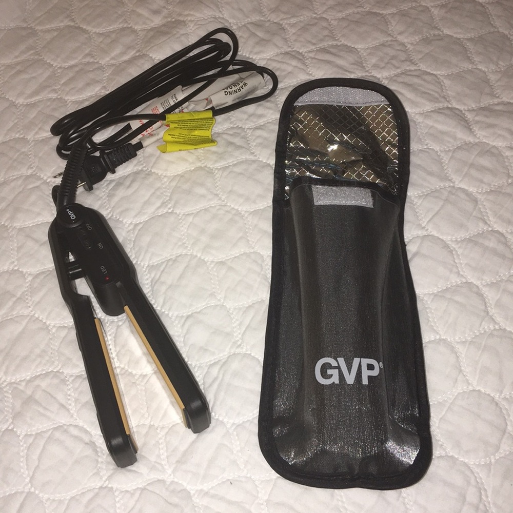 NWOB Travel Flat Iron GVP Sally Beauty Supply